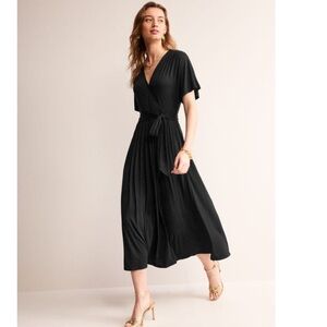 Boden wrap midi or maxi t shirt sleeve dress black 4
